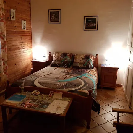 Au Grand Sapin Accommodatie bij particulieren Henonville