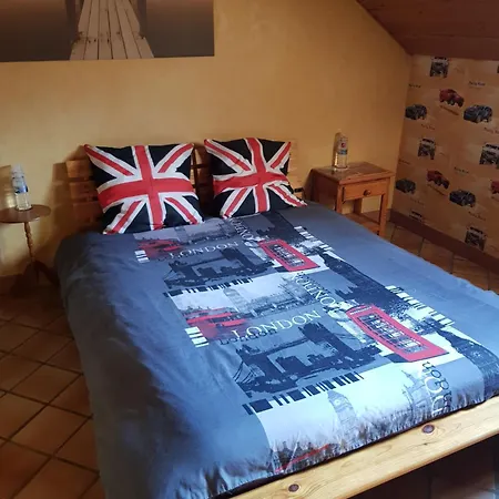 Homestay Au Grand Sapin Henonville